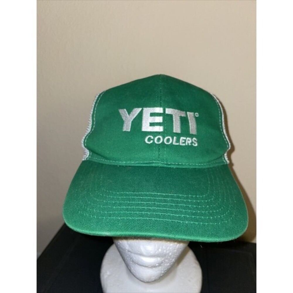 Yeti Cooler Trucker Hat Cap Mesh Back‎ Snapback Green